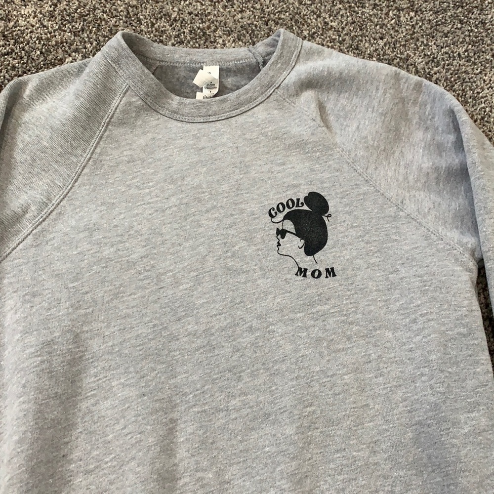 “Cool Mom” boutique sweatshirt, Small